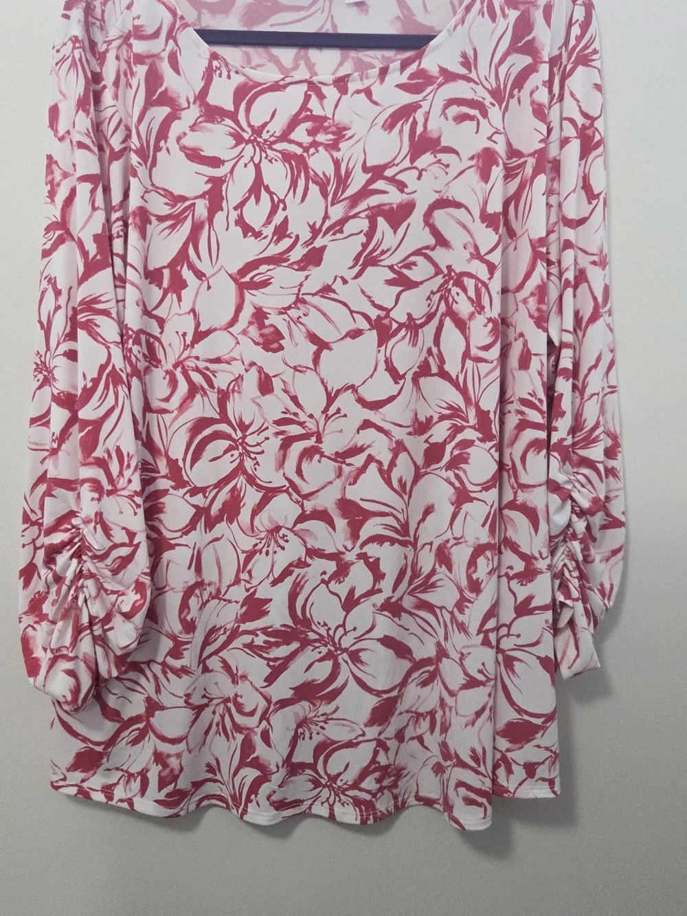 Susan Graver White and Pink Floral Scoop-Neck Tunic